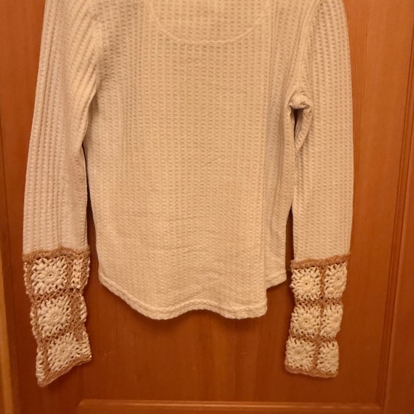 Free People Misteltoe Thermal Top Cuff Thermal NWOT SOLD OUT ONLINE - Picture 5 of 10